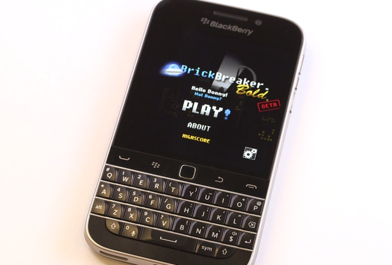 blackberry phone brick breaker