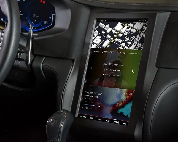 QNX_2015_concept_car_Maserati_incoming_call-2
